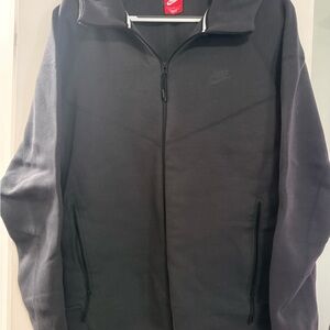 Nike Men's Dark Gray Full Zip Hoodie